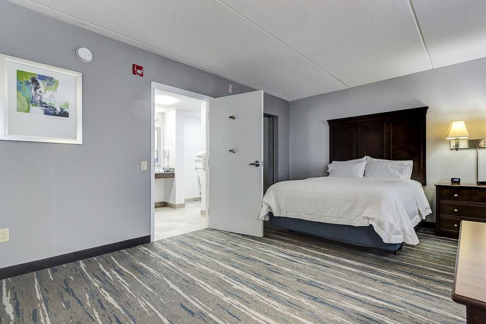 Hampton Inn & Suites By Hilton Брантфорд Экстерьер фото