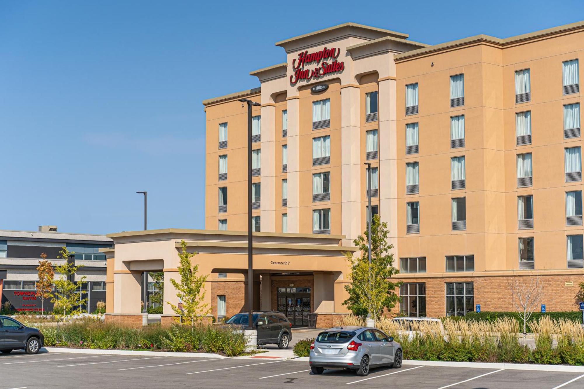 Hampton Inn & Suites By Hilton Брантфорд Экстерьер фото